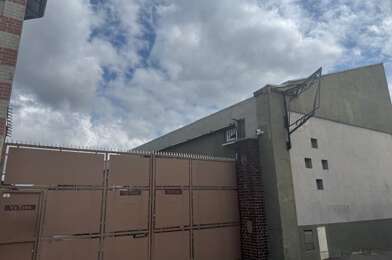 Bureau 7 pièces 19040 €