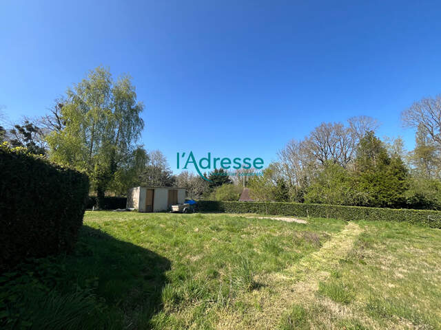 Terrain constructible 399m² Brueil en vexin — photo du bien