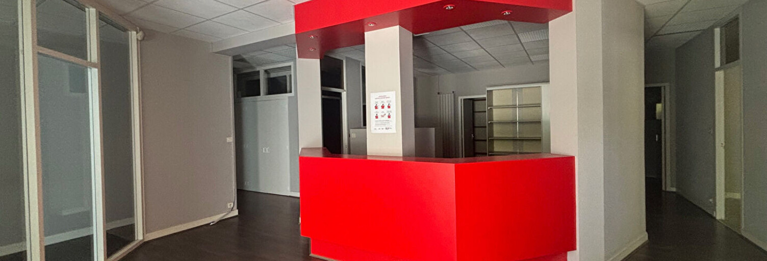 Commerce  212 m² à louer à Saint-Médard-en-Jalles (33160)