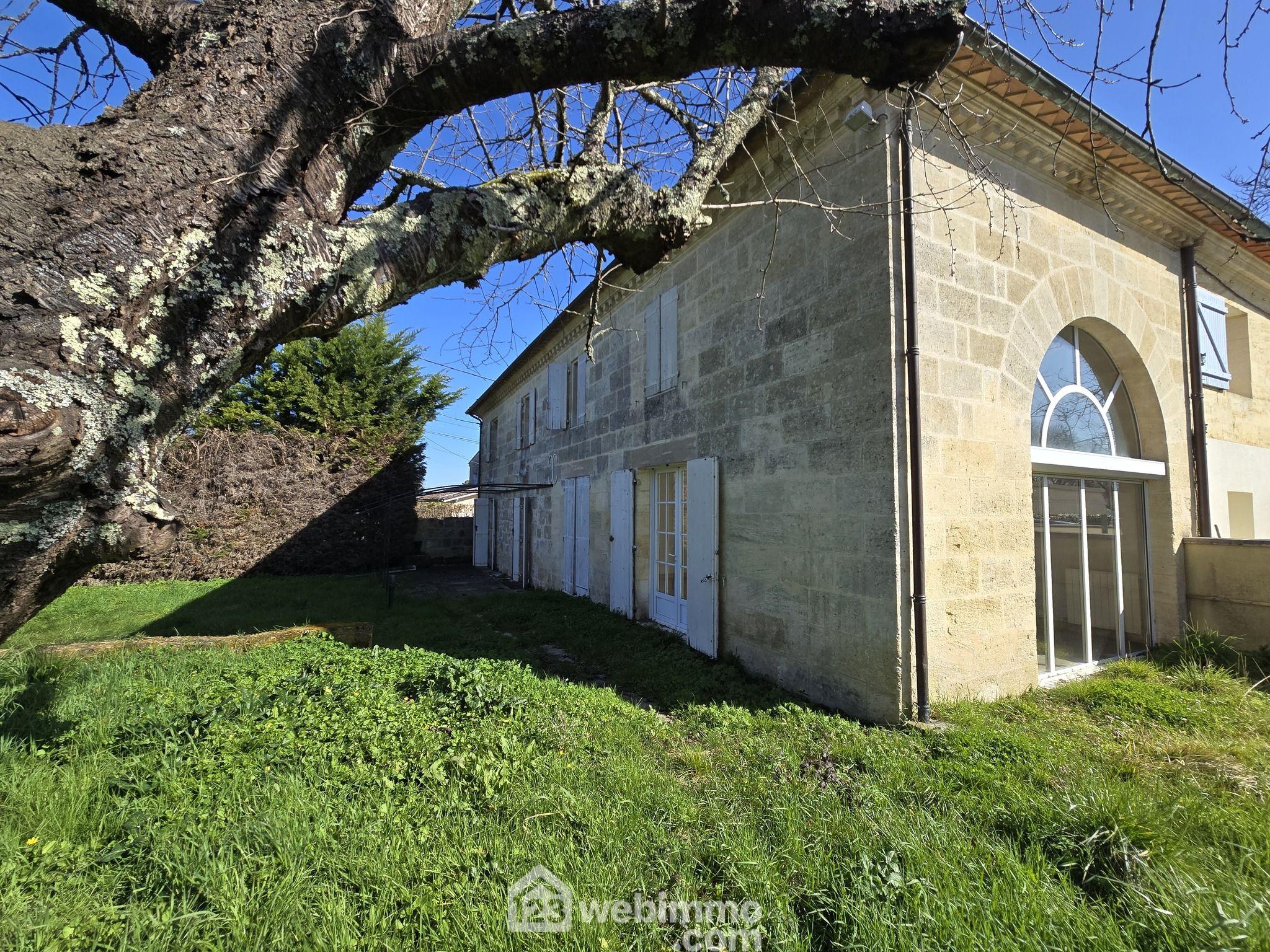 Photo Demeure - 331m² - Sadirac image 3/4