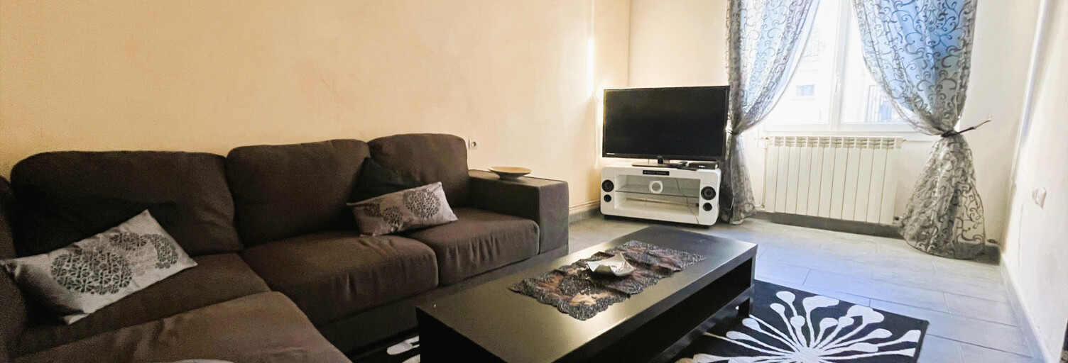 Immeuble  130 m² à vendre à La Tour-du-Crieu (09100)