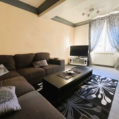 Immeuble  220000 €