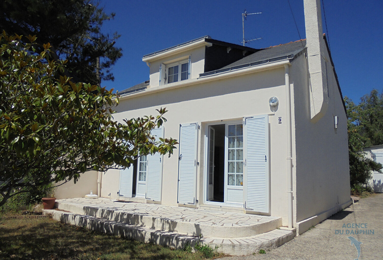 MAISON LA BAULE GUEZY — photo 1