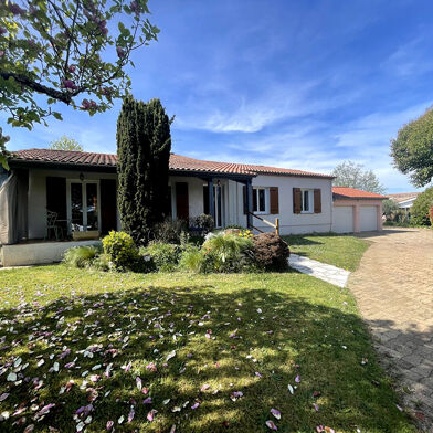 Maison 8 pièces 230000 €