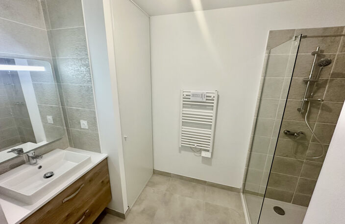 ?Exclusivité   Appartement T2 avec terrasse à Saint-Gély-du- — photo 3