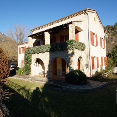 Maison 10 pièces 335000 €