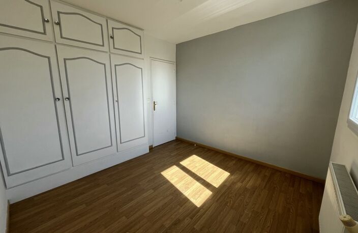 Maison de ville de 4 pièces principales — photo 3