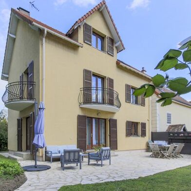 Maison 7 pièces 670000 €