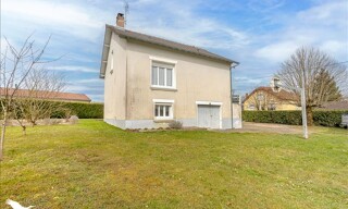 Maison 6 Pièces 113 m² à vendre à Rochechouart (87600)