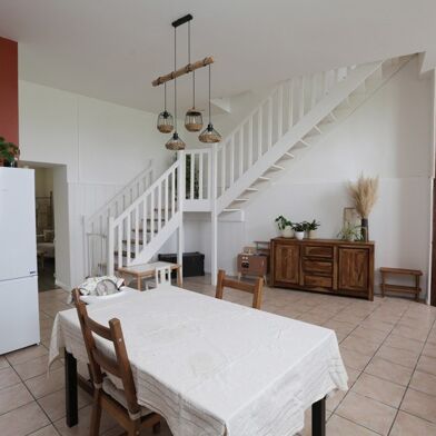 Maison 3 pièces 215660 €