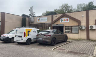 Commerce  223 m² à louer à Avignon (84000)