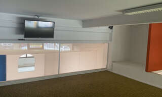 Commerce  223 m² à louer à Avignon (84000)