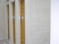 LOCAL PROFESSIONNEL OU COMMERCIAL A VENDRE A CAMBRAI. — photo 4