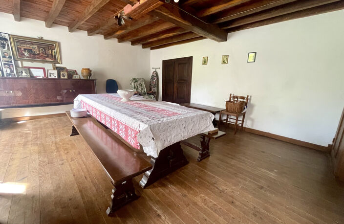 Authenticité, charme et potentiel sur un vaste domaine de pl — photo 4