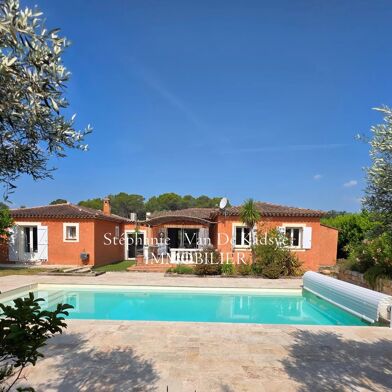 Maison 5 pièces 639000 €