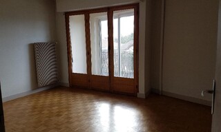 Maison 4 Pièces 105 m² à louer à 33000 Bordeaux (33000)