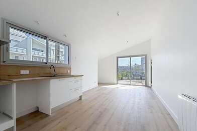 Appartement 3 pièces 299620 €