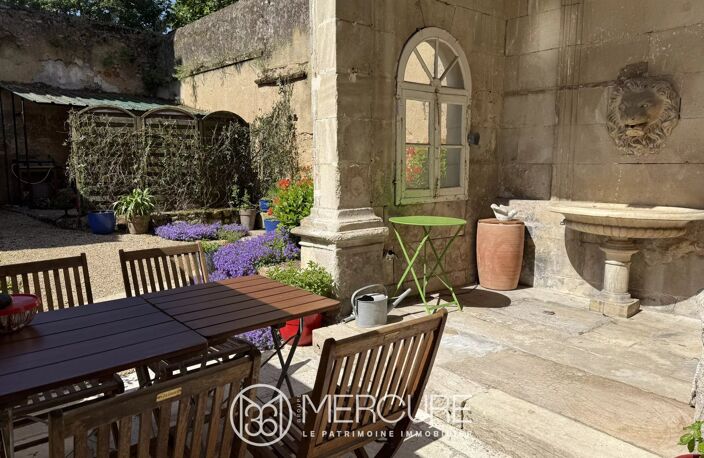 APPARTEMENT avec COUR et PARKINGS — photo 2