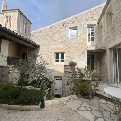 Maison 5 pièces 476700 €