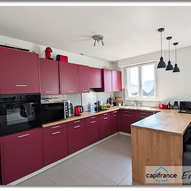 Appartement 3 pièces 235000 €