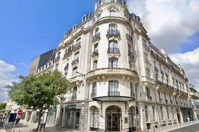 Commerce  1960000 €