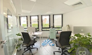 Bureau  261 m² à louer à Paris 16 (75016)