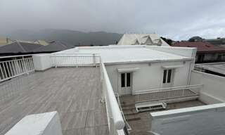 Local industriel 6 Pièces 190 m² à louer à Saint-Denis (97400)