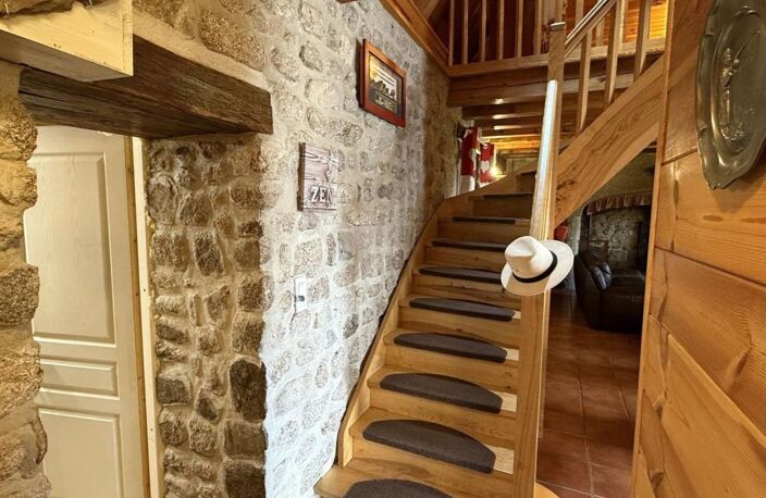 Maison à Nasbinals — photo 5