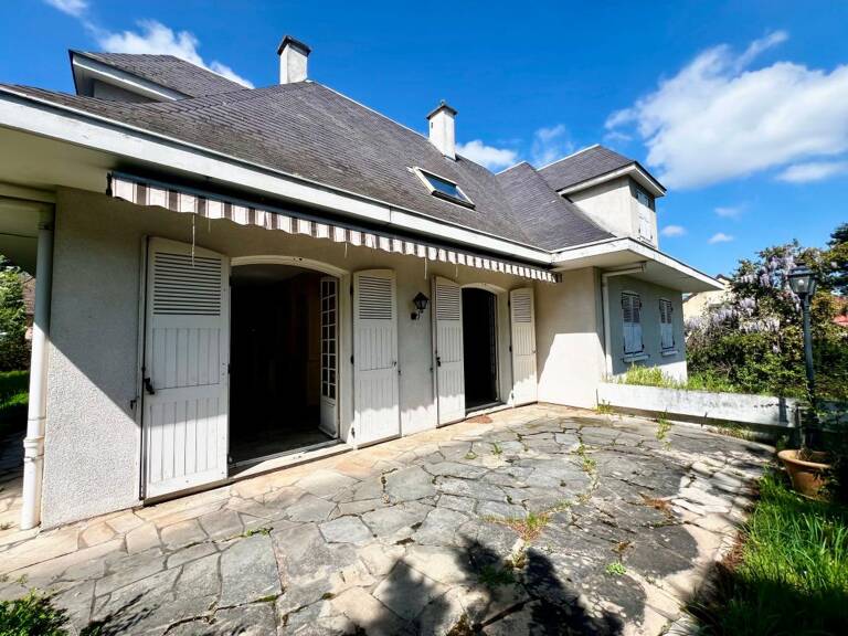Maison À Vendre — photo 1