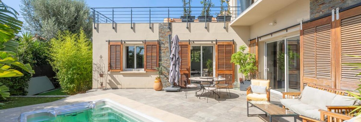 Maison 8 Pièces 195 m² à vendre à Sanary-sur-Mer (83110)