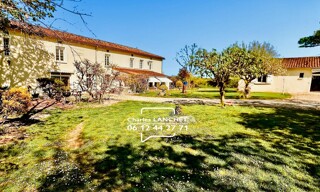 Maison 12 Pièces 400 m² à vendre à Genac-Bignac (16170)