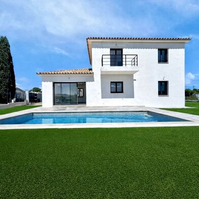 Maison 5 pièces 599000 €