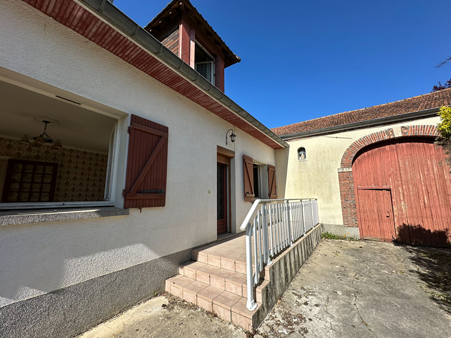 Villa / Maison  T6 à vendre Villevenard 51270