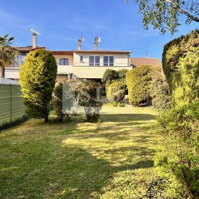 Maison 6 pièces 300000 €