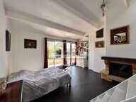 Maison avec jardin et terrasse - 5 pièces - 131m² — photo 4