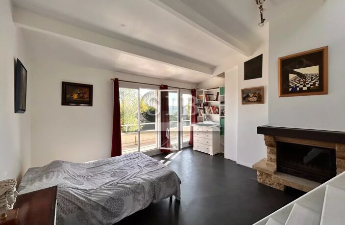 Maison avec jardin et terrasse - 5 pièces - 131m² — photo 4
