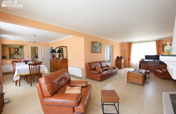 78310 MAUREPAS - 7 pièces 186m2 1148 m2 à vendre — photo 3