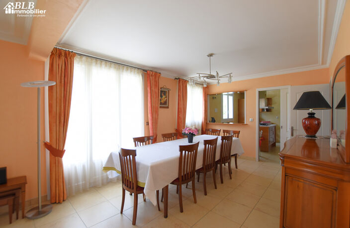 78310 MAUREPAS - 7 pièces 186m2 1148 m2 à vendre — photo 5