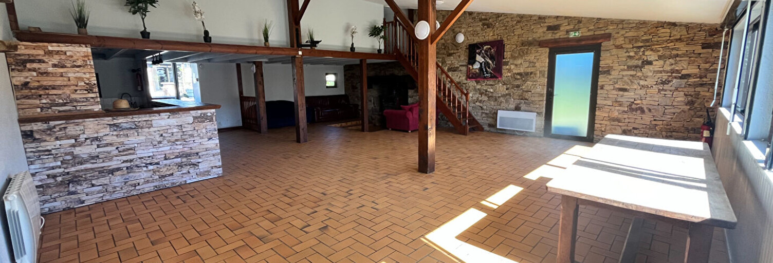 Maison 11 Pièces 18000 m² à vendre à Saint-Mars-du-Désert (44850)