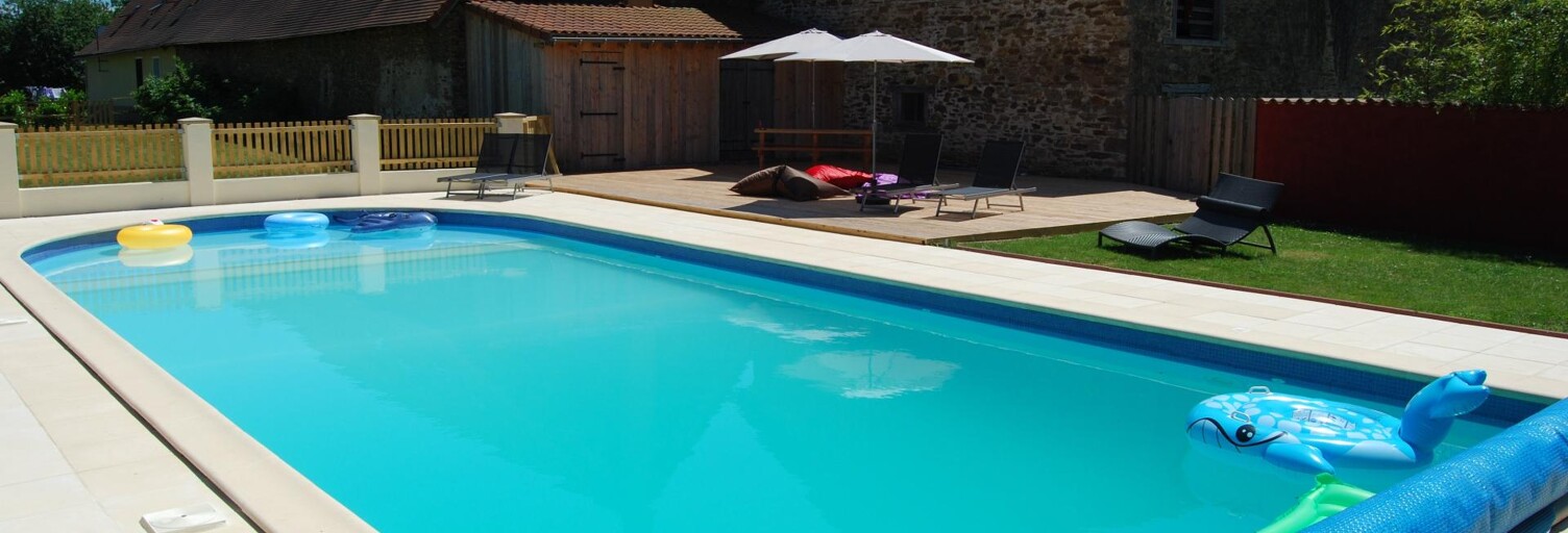 Maison 14 Pièces 365 m² à vendre à Mialet (24450)