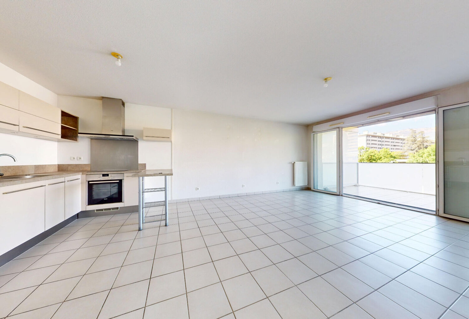 Appartement Grenoble 3 pièce(s) 72.3 m2 — photo 1