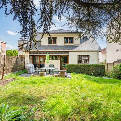 Maison 8 pièces 564000 €