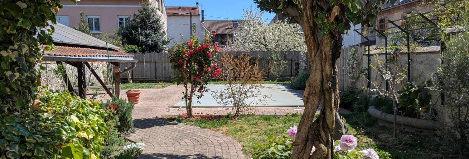 Maison 12 Pièces 286 m² à vendre à Saint-Girons (09200)