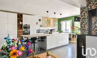 Maison 8 Pièces 233 m² à vendre à Aubagne (13400)