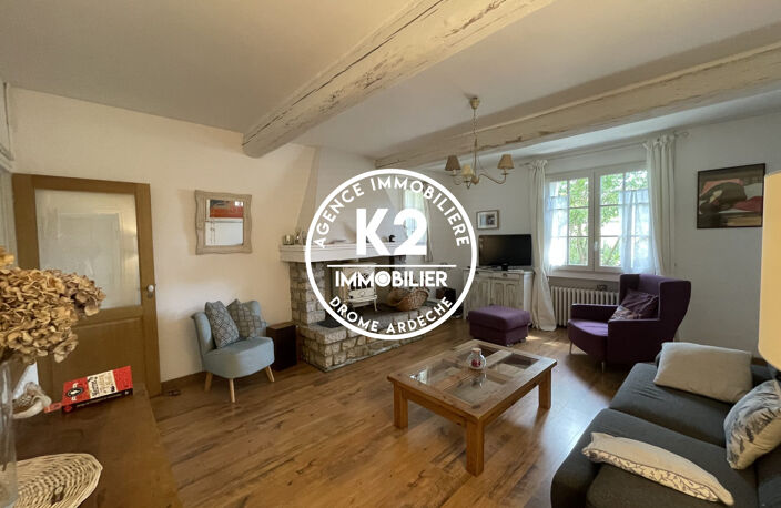 FERME EN PIERRE DE 157 M² SECTEUR EST — photo 2