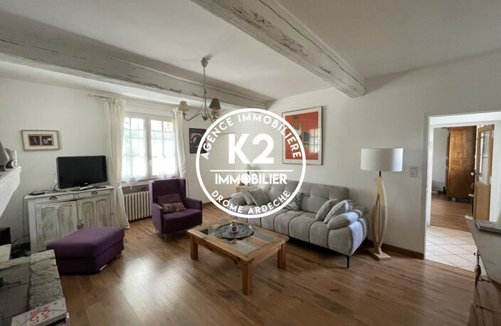 FERME EN PIERRE DE 157 M² SECTEUR EST — photo 3