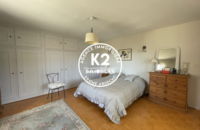 FERME EN PIERRE DE 157 M² SECTEUR EST — photo 5