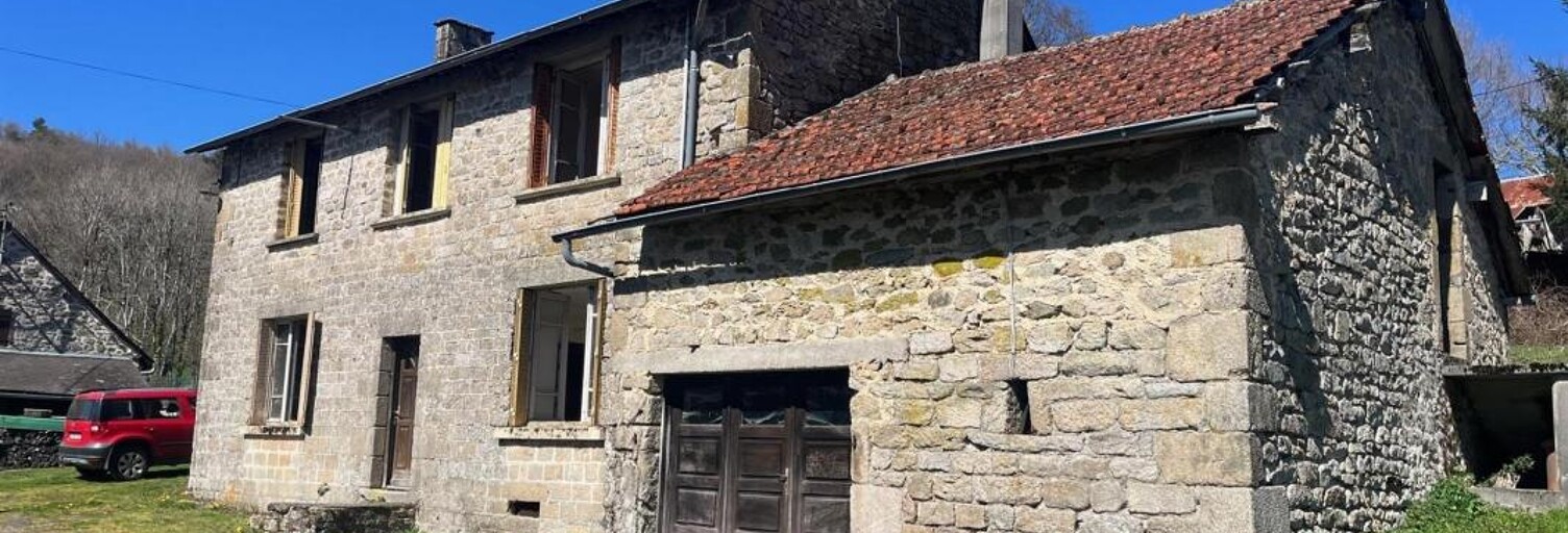 Maison 7 Pièces 100 m² à vendre à Saint-Hilaire-les-Courbes (19170)