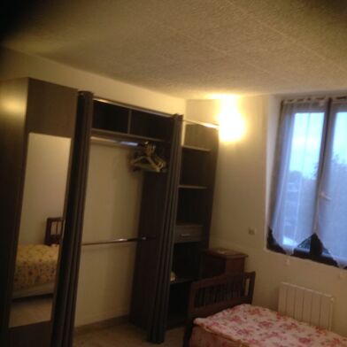 Appartement 1 pièces 340 €