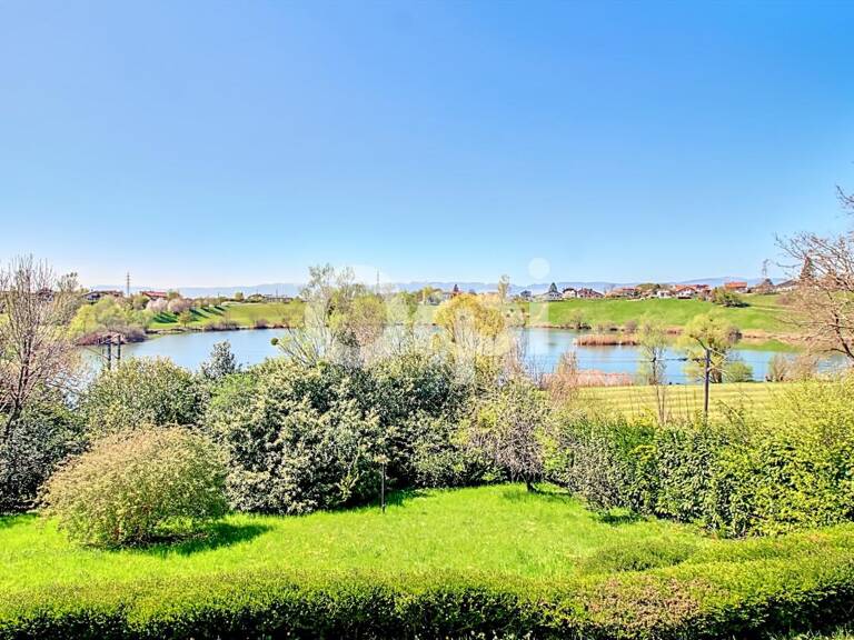 Villa en première ligne du lac de Machilly ! — photo 1